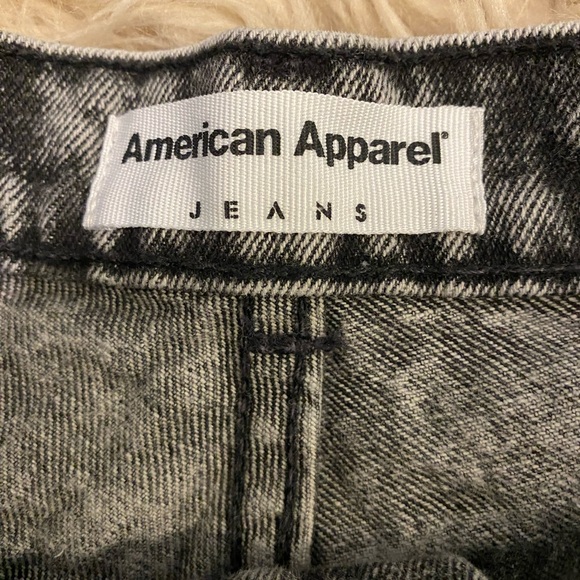 American Apparel Acid Wash Jean Shorts - Picture 3 of 3